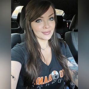 Meet your Posher, Angela